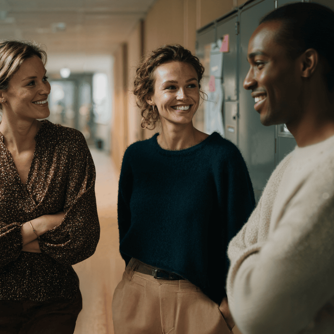 fiscfree_group_of_three_colleagues_1080x1080